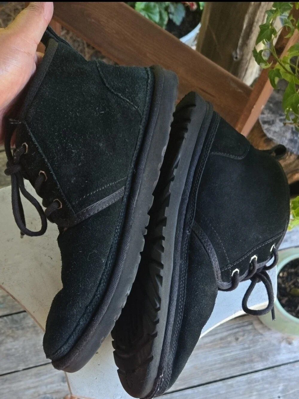 Ugg Neumel Black Suede Chukka Boots Size 10